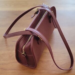 Red Wine Swing Zip Shoulder Bag